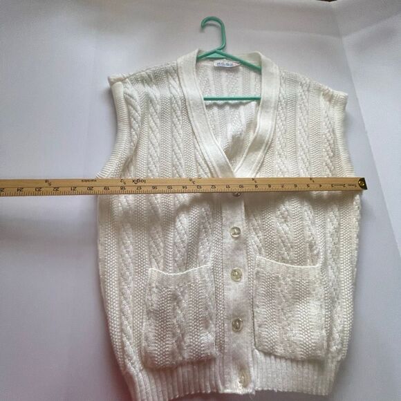 Vintage Rose size L made in USA button front sweater vest. - Picture 4 of 7